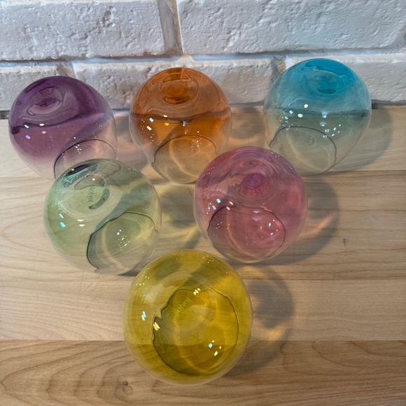 Set of 6 15 oz. Coloured Stemless Wineglass EUC - Picture 5 of 8